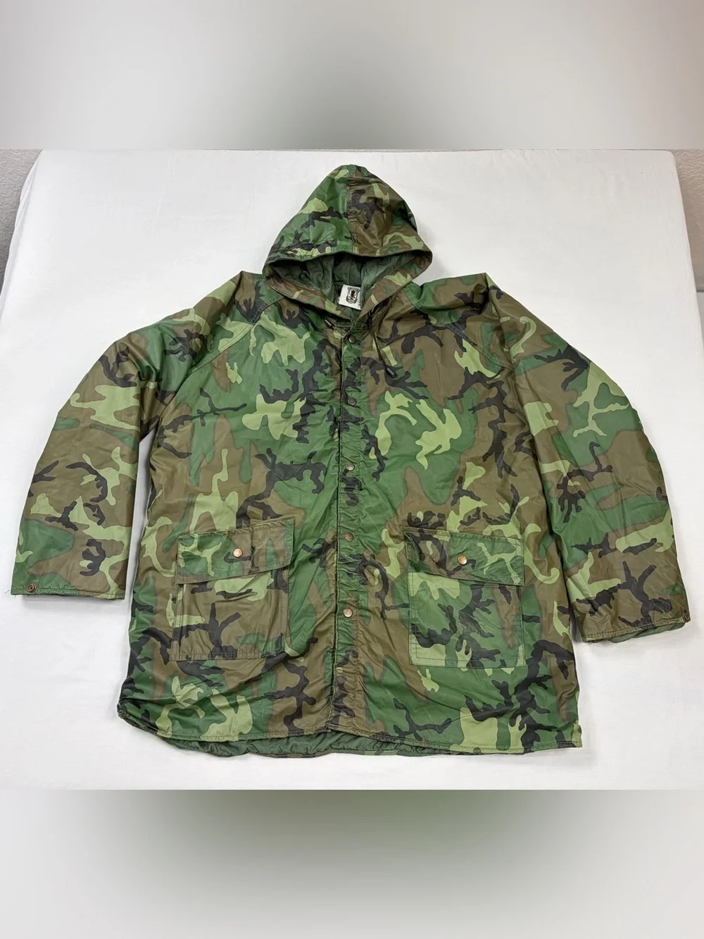 Vintage America’s Cup Camo Rain Jacket XL Hooded Utility Gorpcore Outdoor Coat